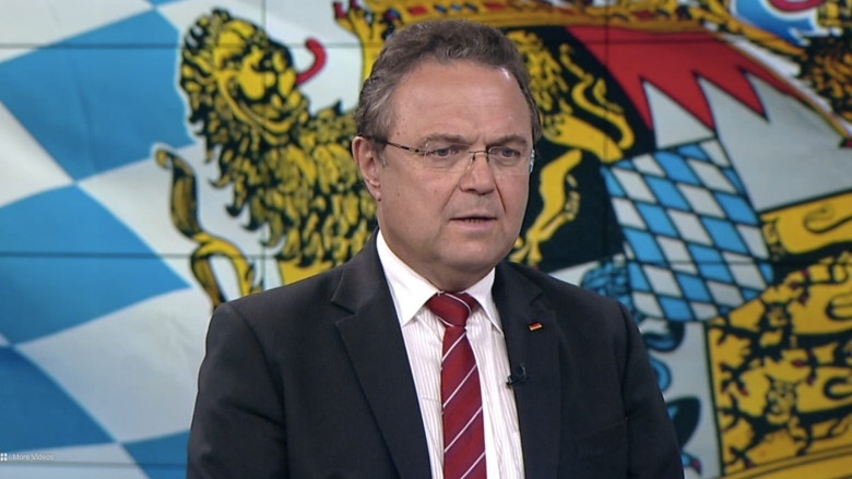 Dr. Hans-Peter Friedrich nach der Landtagswahl im Interview mit der "Welt" Dr. Hans-Peter Friedrich nach der Landtagswahl im Interview mit der "Welt"
