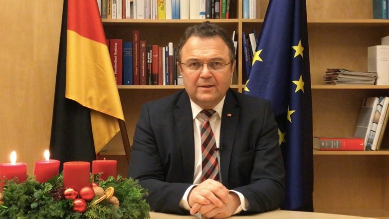 Videokommentar von Hans-Peter Friedrich zur letzten Sitzungswoche 2018 Videokommentar von Hans-Peter Friedrich zur letzten Sitzungswoche 2018