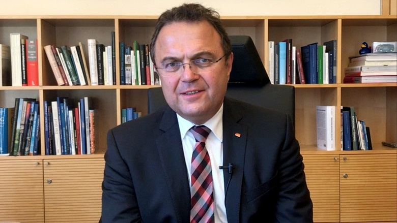 Dr. Hans-Peter Friedrich, Kommentar zur Sitzungswoche