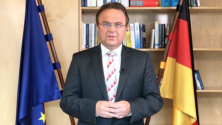 Hans-Peter Friedrich zum Konjunkturpaket Hans-Peter Friedrich zum Konjunkturpaket