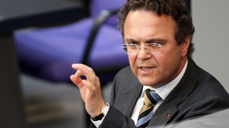 Dr. Hans-Peter Friedrich Bild von Henning Schacht Dr. Hans-Peter Friedrich Bild von Henning Schacht