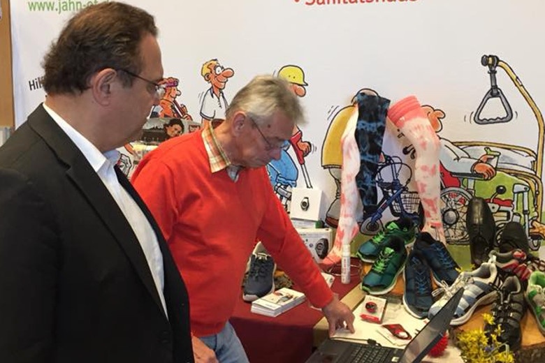 Dr. Hans-Peter Friedrich bei der Eröffnung der Gewerbemesse in Wunsiedel am 14.04.2018
