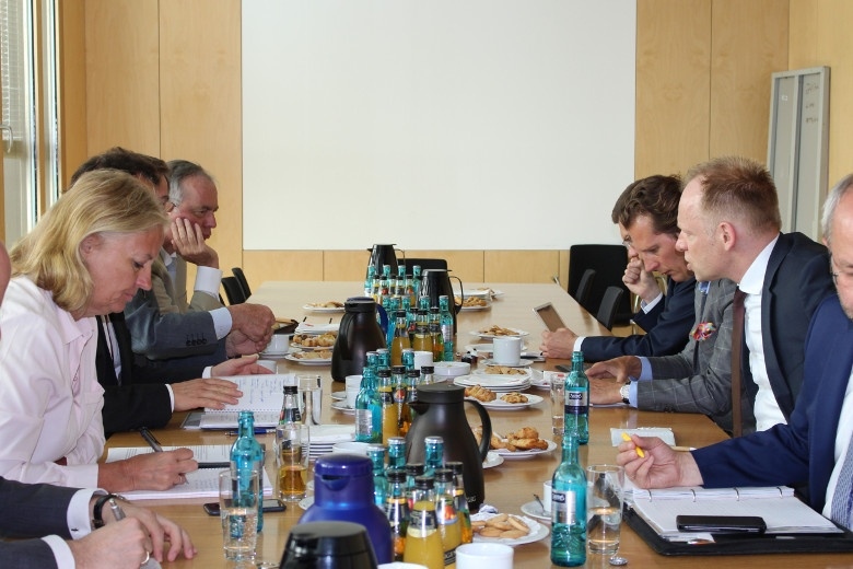 Gedankenaustausch mit  ifo-Präsidenten Prof. Clemens Fuest über Weiterentwicklung der europäischen Wirtschafts- und Währungsunion