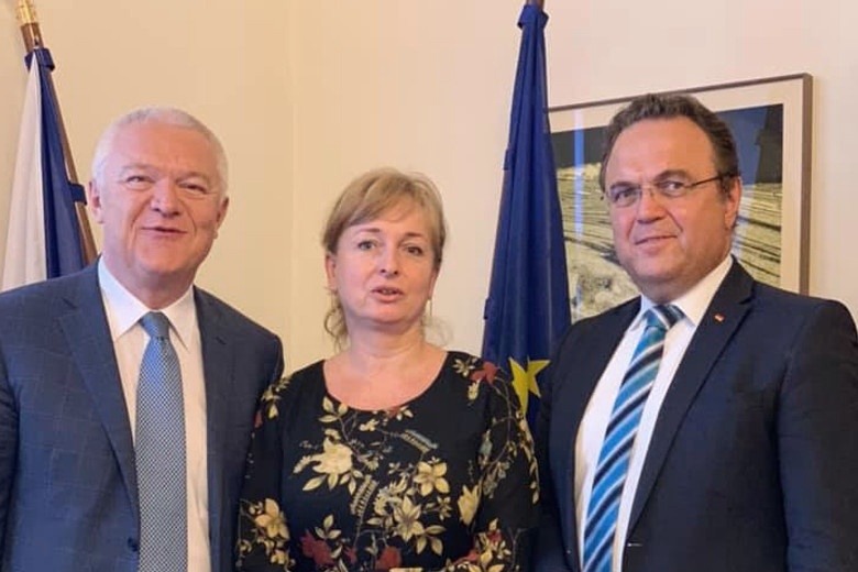 Gedankenaustausch mit dem Fraktionsvorsitzenden der Regierungsfraktion ANO Jaroslav Faltynek und der Abgeordneten Monika Červíčková