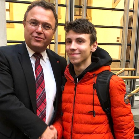 Größeres Bild ansehen