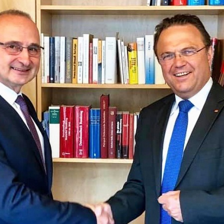 Gespräch mit dem Botschafter der Republik Kroatien, S.E. Herr Dr. Gordan Grlic Radman u.a. über die EU-Ratspräsidentschaft Kroatiens in der ersten Jahreshälfte 2020