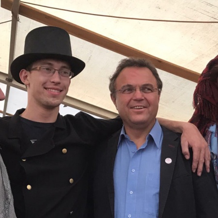 Größeres Bild ansehen