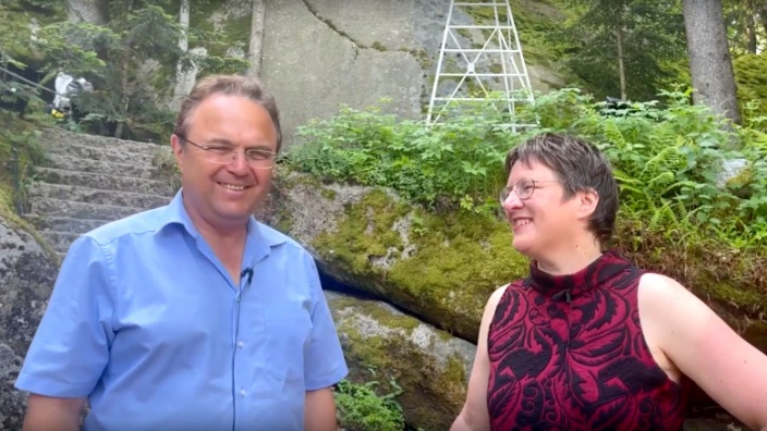 Dr. Hans-Peter Friedrich im Gespräch mit Birgit Simmler, die künstlerische Leiterin der Luisenburg-Festspiele