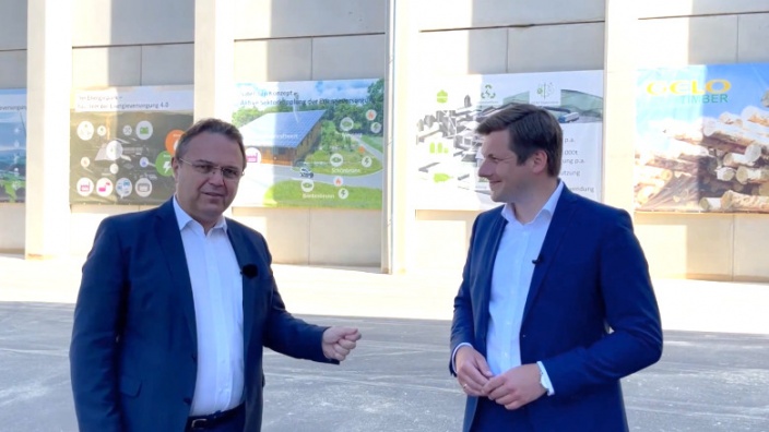 Dr. Hans-Peter Friedrich im Gespräch mit dem Wunsiedler Bürgermeister, Nicolas Lahovnik