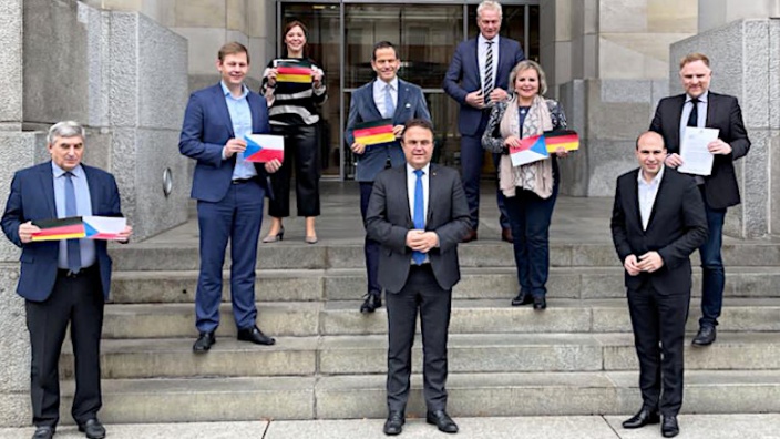 Dr, Hans-Peter Friedrich mit Bundestagsabgeordneten aus den Wahlkreisen an der Grenze zur Tschechischen Republik