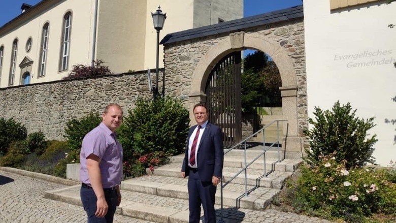 Hans-Peter Friedrich zu Besuch bei Sven Dietrich, Bürgermeister Trogen